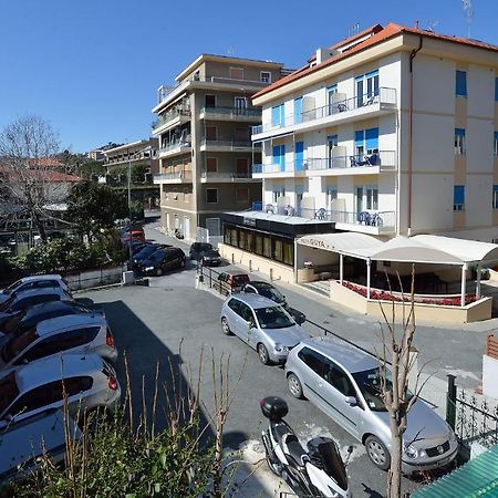 Hotel Guya Varazze Esterno foto